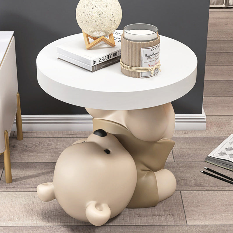 Zeitgenössischer kreativer Harzbär-Basis-Rundtisch für Schlafzimmer und Wohnzimmer 