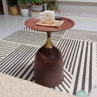 Moderner minimalistischer Beistelltisch aus Kohlenstoffstahl für Schlafzimmer & Wohnzimmer 
