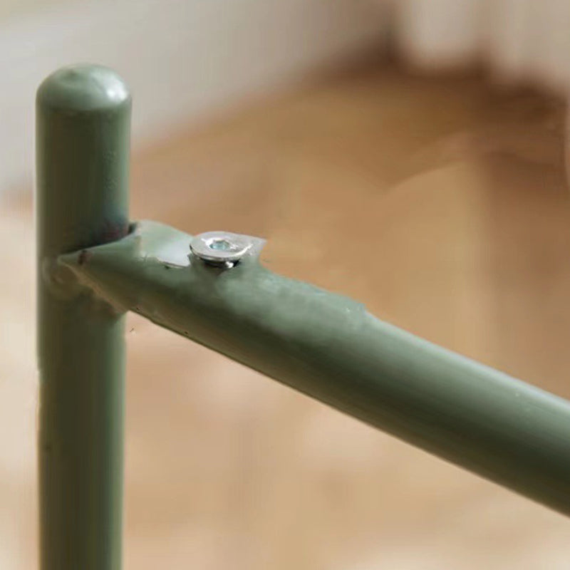 Moderner minimalistischer runder Beistelltisch aus Eisen für Schlafzimmer & Wohnzimmer 