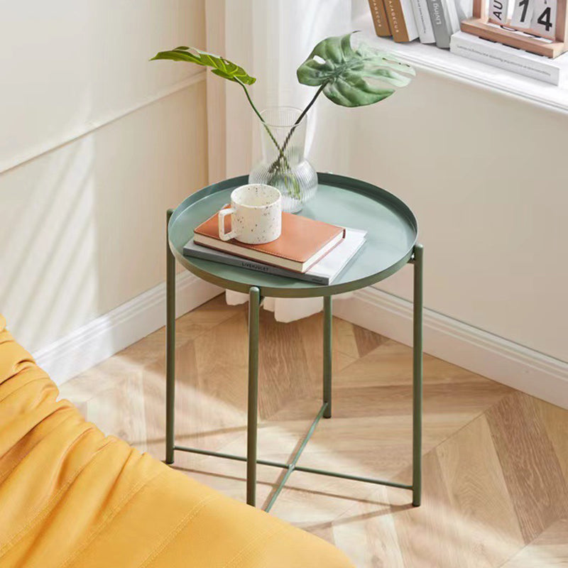 Moderner minimalistischer runder Beistelltisch aus Eisen für Schlafzimmer & Wohnzimmer 