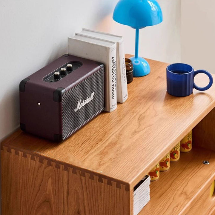 Moderner minimalistischer rechteckiger Massivholz-Kirschholz-Massivholz-Mehrschichtplatten-Kiefernholz-Aufbewahrungsschrank mit 4 Schubladen für das Wohnzimmer 