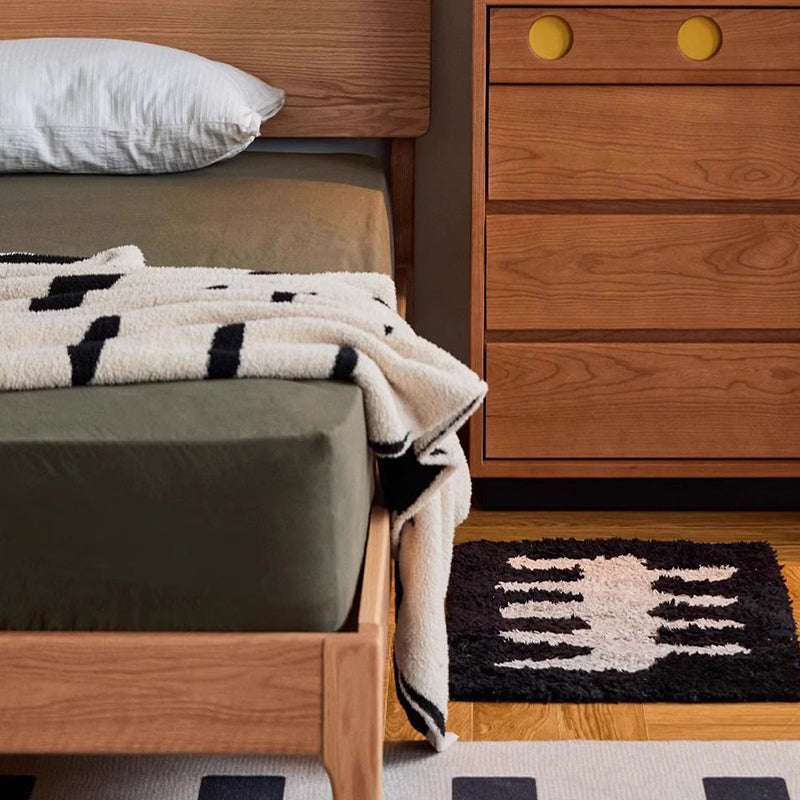 Moderner minimalistischer rechteckiger Massivholz-Kirschholz-Massivholz-Mehrschichtplatten-Kiefernholz-Aufbewahrungsschrank mit 4 Schubladen für das Wohnzimmer 