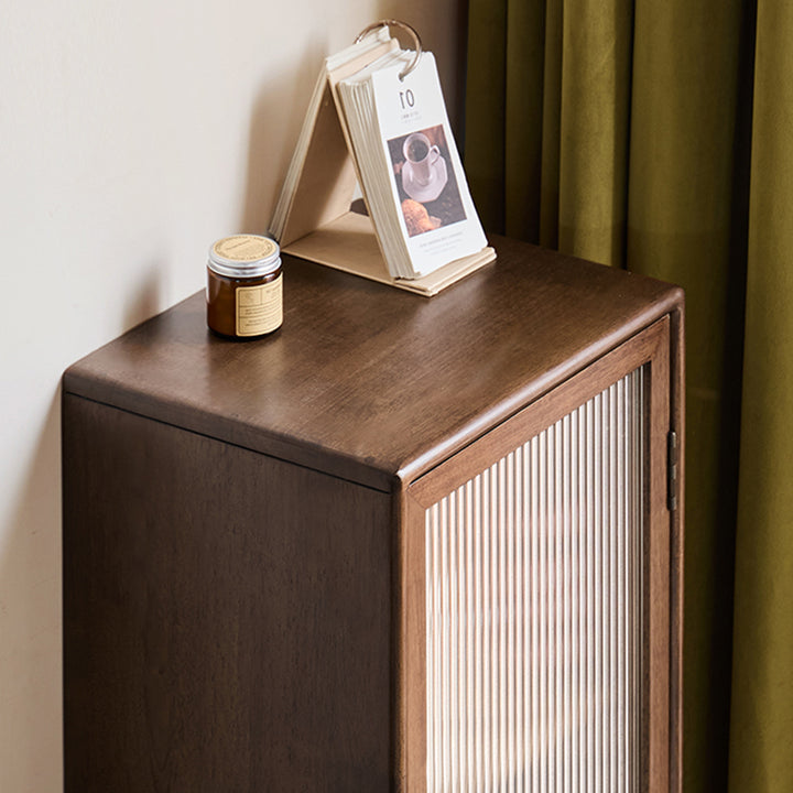 Cabinet de chevet rectangulaire en bois d’hévéa rustique traditionnel et paulownia avec verre cannelé, rangement à 3 compartiments pour salon 