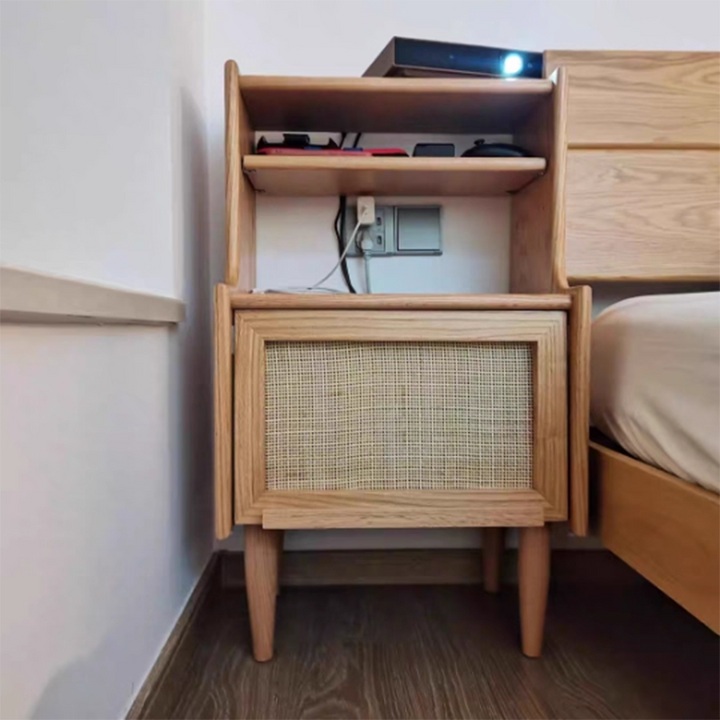 Mesita de noche rectangular de madera maciza rústica tradicional con tablero de múltiples capas y tejido de ratán con 2 cajones para dormitorio 