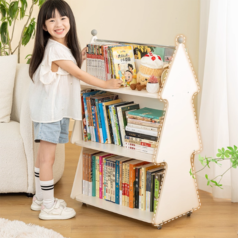 Zeitgenössischer kreativer Weihnachtsbaum aus Massivholzspanplatten, Acryl und Eisen, bewegliches Kinder-Bücherregal mit 3 Ebenen für das Studium 