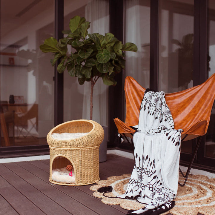 Traditional Rustic Cylindrical PP Faux Rattan &amp; Genuine Rattan Weaving Iron Fleece Cat Bed 2-Tier For Living Room &amp; Bedroom