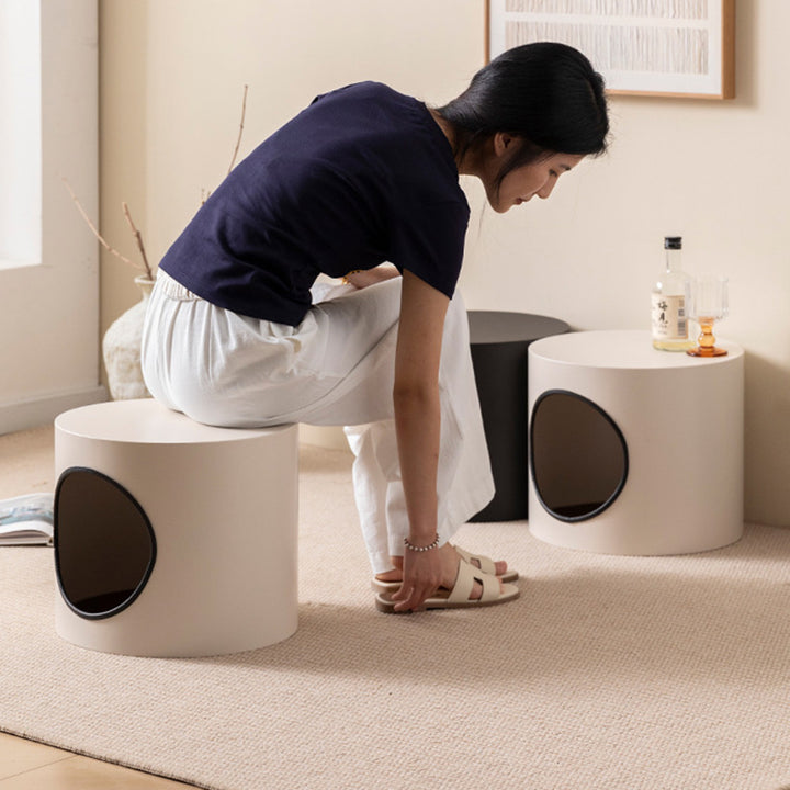 Lit pour chat cylindrique en fer semi-fermé de style minimaliste moderne, 1 ouverture, pour salon et chambre 