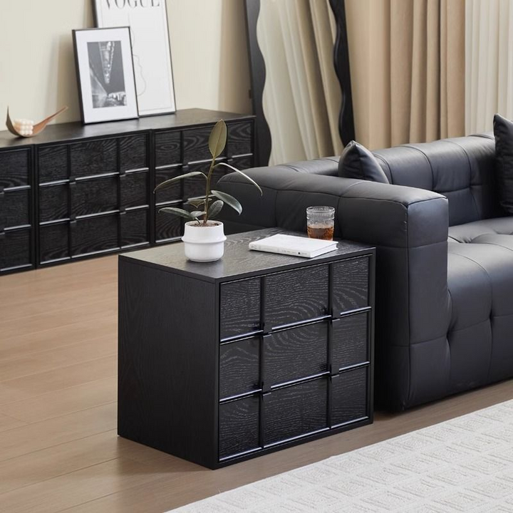Moderner Mid-Century quadratischer Schachbrett-Nachttisch aus Eschenholz, Kiefer und Roteiche mit 3 Schubladen für Wohnzimmer und Schlafzimmer 