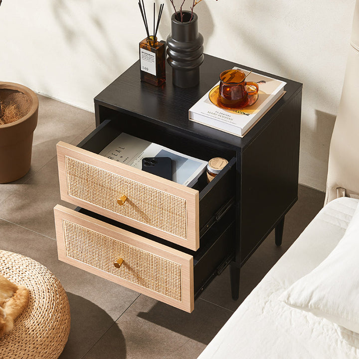 Traditioneller japanischer rechteckiger MDF-Rattan-Webnachtisch mit 2 Schubladen für das Schlafzimmer 
