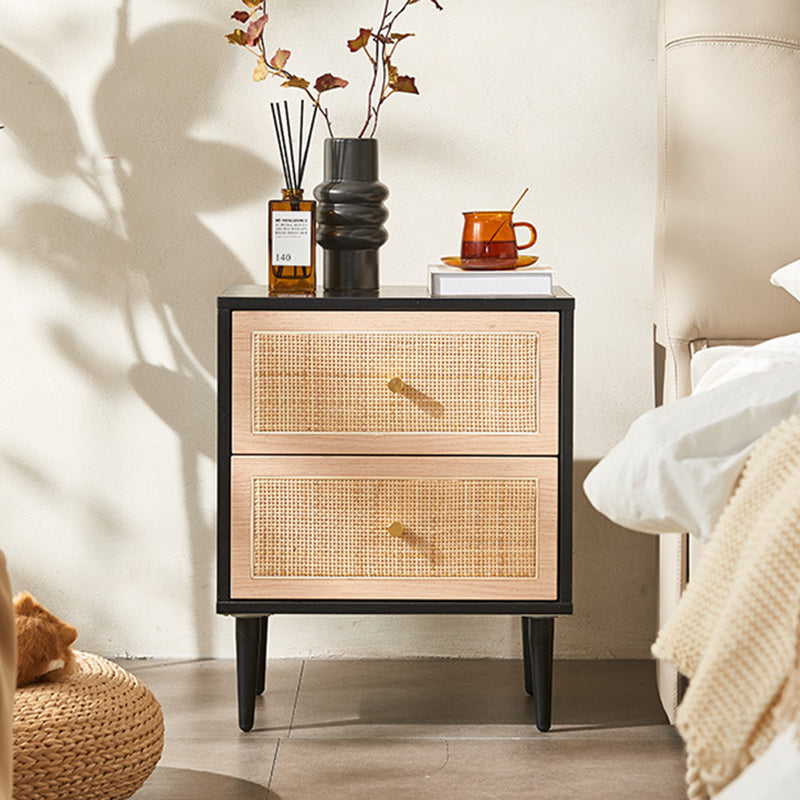 Traditioneller japanischer rechteckiger MDF-Rattan-Webnachtisch mit 2 Schubladen für das Schlafzimmer 