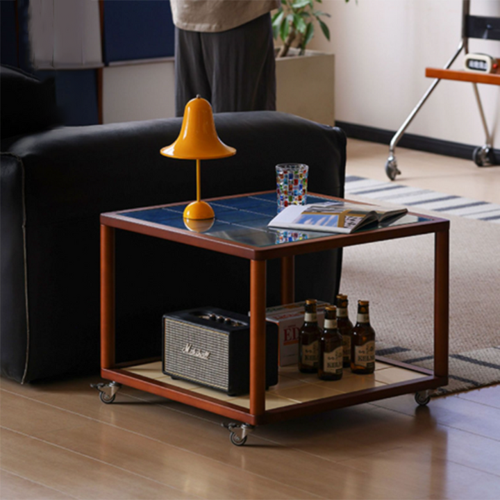 Zeitgenössischer skandinavischer quadratischer beweglicher Buchsbaum-Glas-Esstisch aus gehärtetem Glas, Massivholz, mehrschichtige Platte, 2-stufig für das Wohnzimmer 
