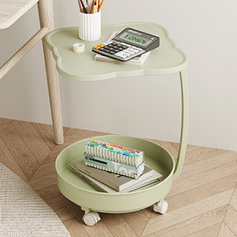 Zeitgenössischer Nordic Clover umweltfreundlicher HDPE beweglicher Endtisch 2-stufig für Wohnzimmer &amp; Schlafzimmer 