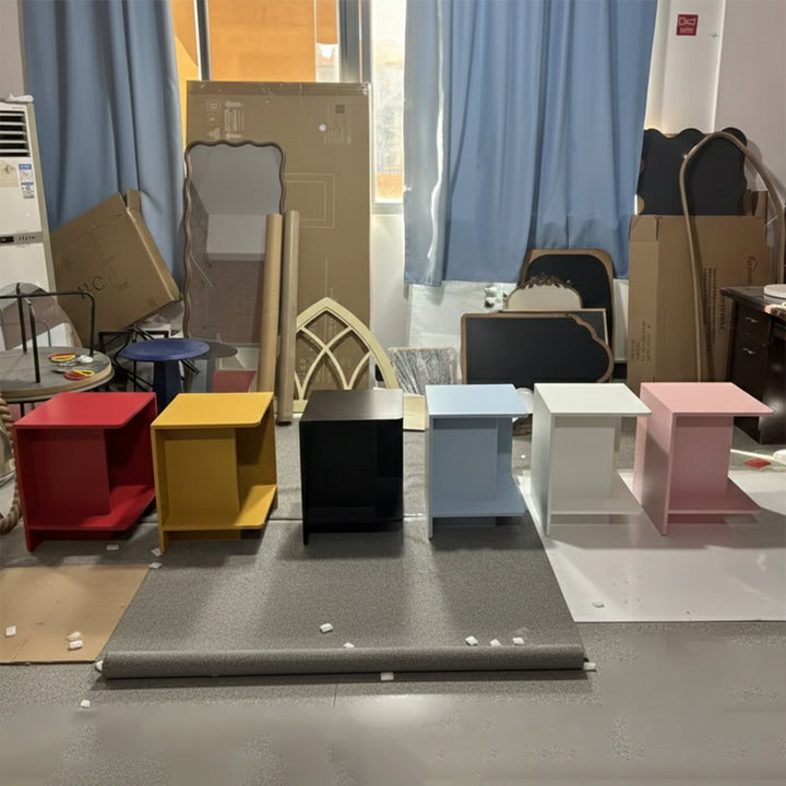 Zeitgenössischer skandinavischer rechteckiger MDF-Kaffeetisch mit versetztem Design, 2-stufig, für Wohnzimmer &amp; Schlafzimmer 