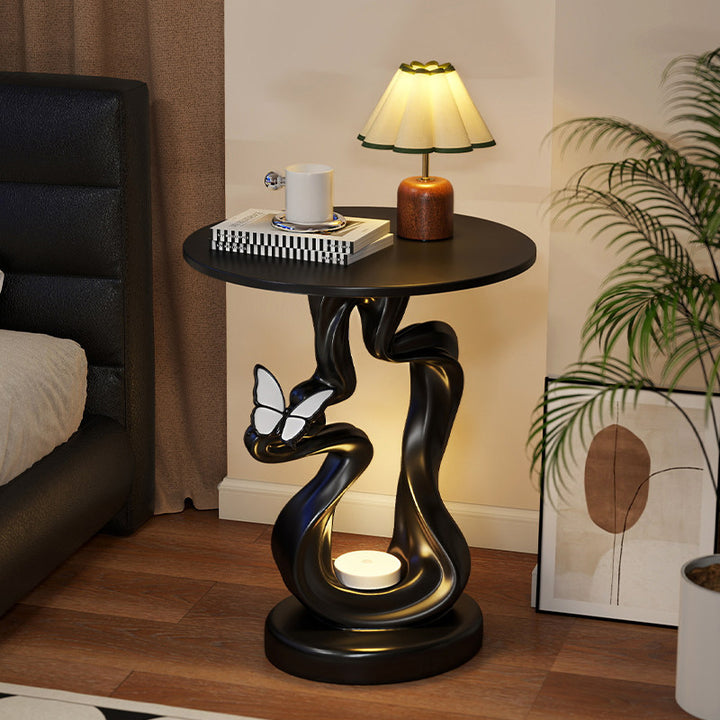Moderne Art-Déco-Harz-Holz-Berglinie-Schmetterling-USB-wiederaufladbare Bewegungsmelder-Lampe für Beistelltisch mit 1 Ebene fürs Wohnzimmer 