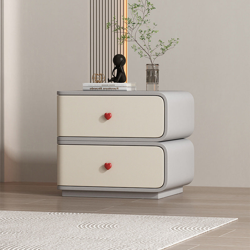 Table de nuit rectangulaire courbée en cuir synthétique créatif contemporain, bois massif et métal, 2 tiroirs pour chambre 