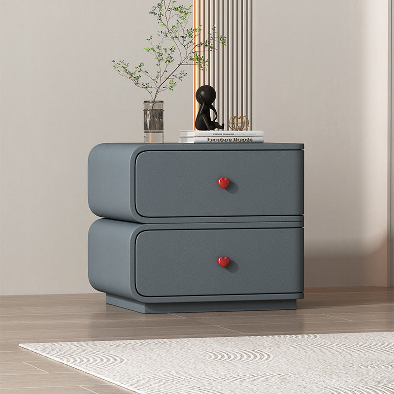 Table de nuit rectangulaire courbée en cuir synthétique créatif contemporain, bois massif et métal, 2 tiroirs pour chambre 
