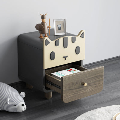 Moderner Art Deco Holzpaneel Nachttisch aus Massivholz mit Metall in Katzenform und 2 Schubladen für das Schlafzimmer 