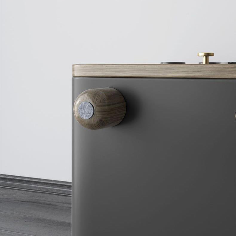 Moderner Art Deco Holzpaneel Nachttisch aus Massivholz mit Metall in Katzenform und 2 Schubladen für das Schlafzimmer 