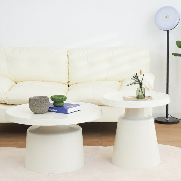Moderner minimalistischer runder zylindrischer Beistelltisch aus Edelstahl mit 1 Ebene für das Wohnzimmer 