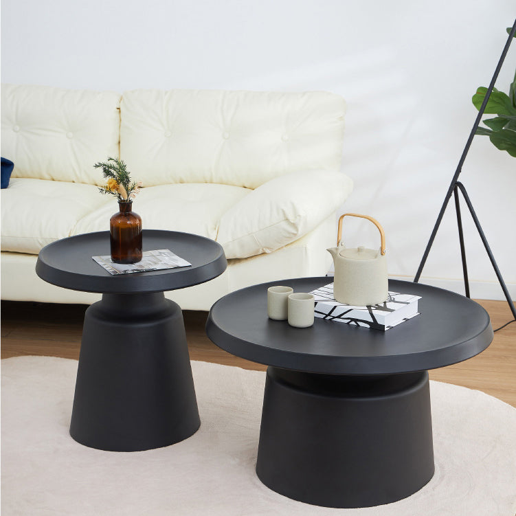 Moderner minimalistischer runder zylindrischer Beistelltisch aus Edelstahl mit 1 Ebene für das Wohnzimmer 