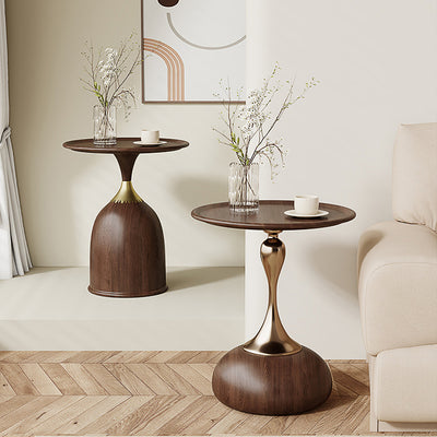 Zeitgenössischer kreativer Couchtisch aus Kohlenstoffstahl mit flacher runder Oberfläche und 1 Ebene für das Wohnzimmer 