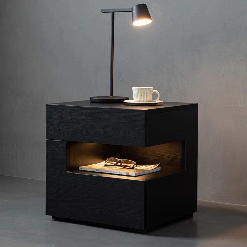 Table de chevet géométrique en bois massif créatif contemporain avec 2 tiroirs pour la chambre 