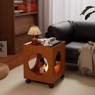 Zeitgenössischer kreativer Couchtisch aus gehärtetem Glas und Massivholz mit hohlem quadratischem Design und 2 Ebenen für das Wohnzimmer 