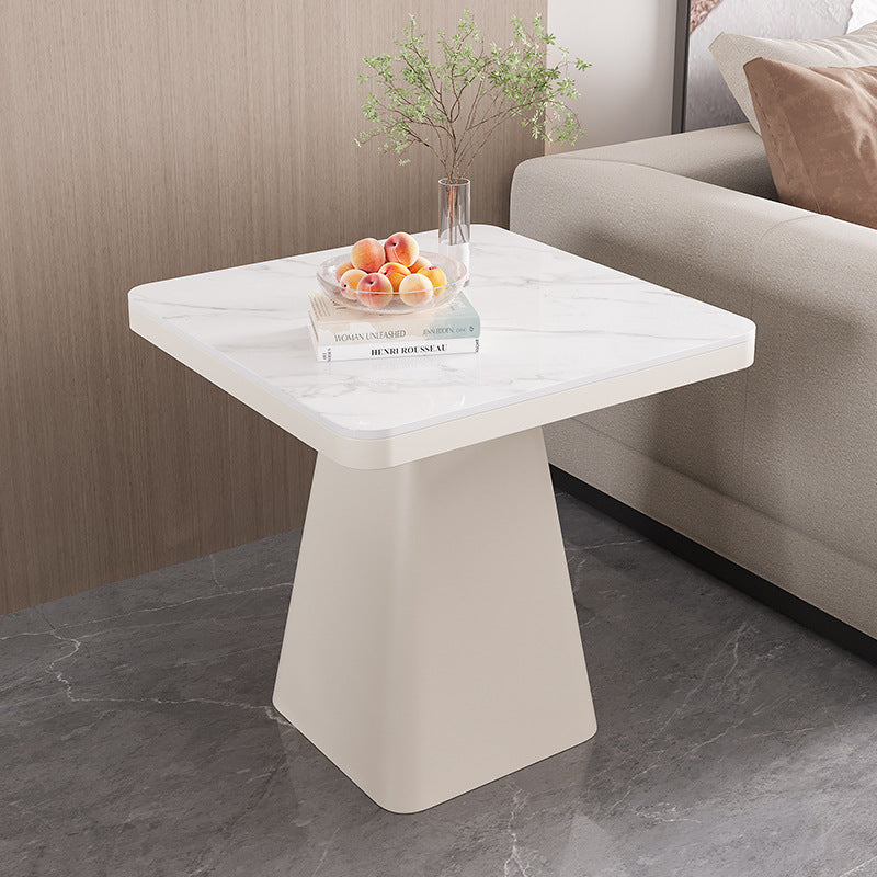 Moderner minimalistischer gesinterter Stein Kohlenstoffstahl quadratischer Beistelltisch 1-stufig für Schlafzimmer & Wohnzimmer 