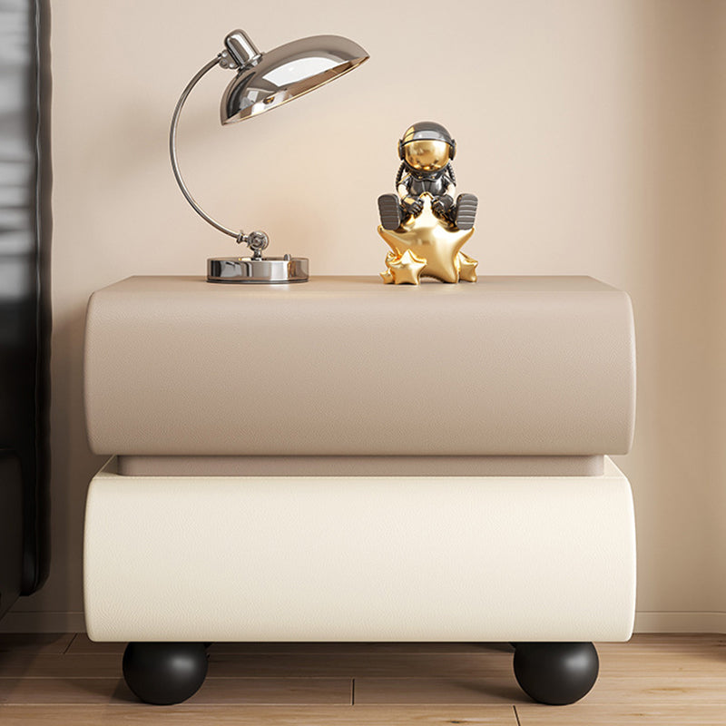 Table de nuit carrée en bois massif avec cuir synthétique moderne et 2 tiroirs pour chambre 