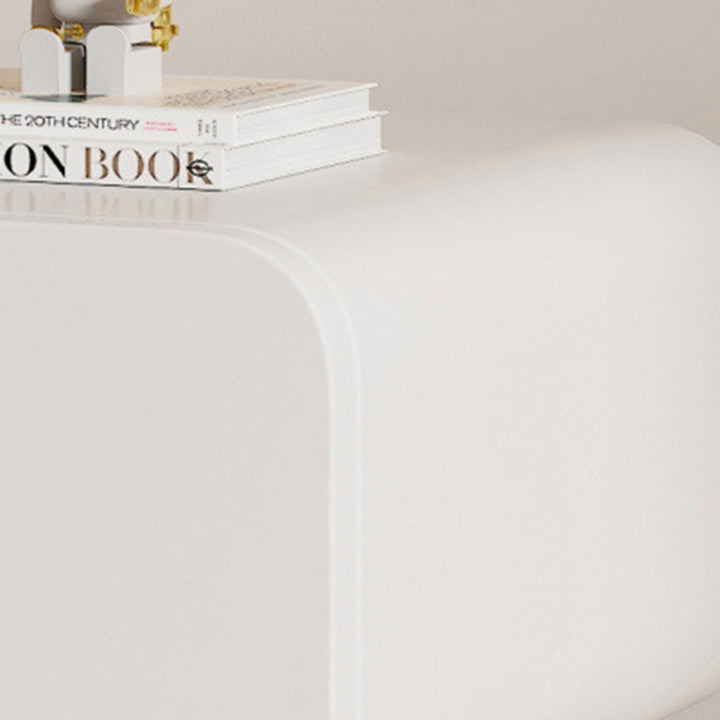 Table de chevet moderne minimaliste en faux cuir doux et bois massif arrondi avec 2 tiroirs pour chambre 