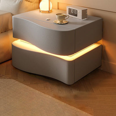 Table de chevet contemporaine en cuir de Napa créatif avec bois massif, métal, carré incurvé avec 2 tiroirs pour chambre 