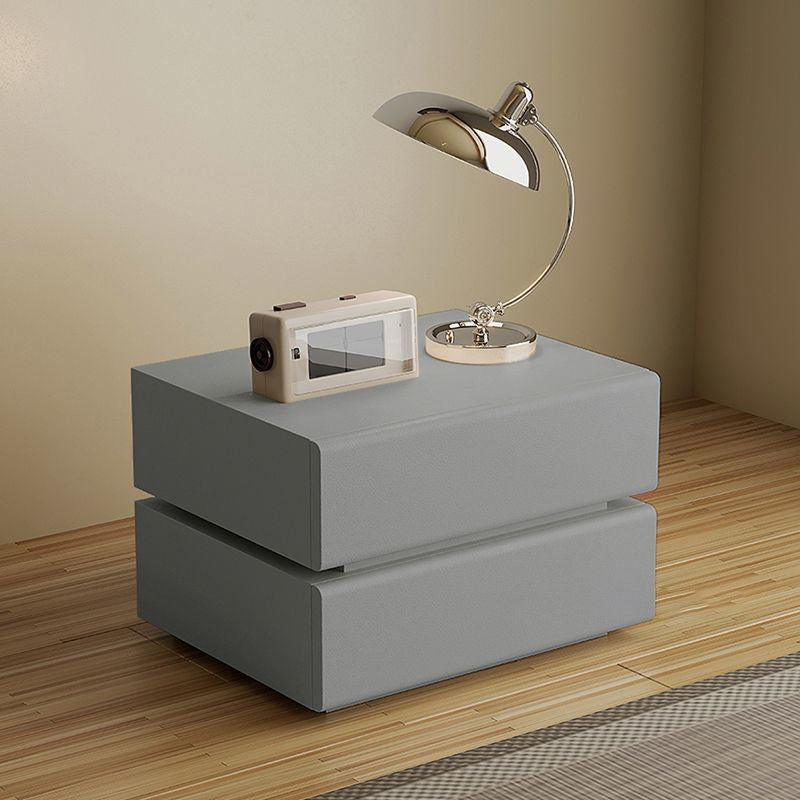 Table de chevet rectangulaire en bois massif scandinave contemporain avec cuir microfibre et métal, avec 2/3 tiroirs pour chambre 
