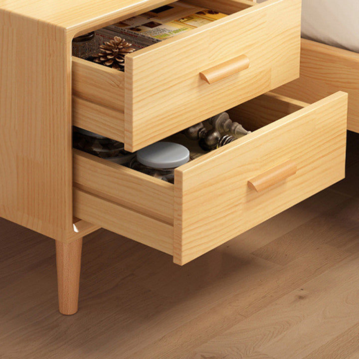 Moderner minimalistischer Nachttisch aus massivem Holz mit abgerundeten quadratischen zylindrischen 2 Schubladen für das Schlafzimmer 