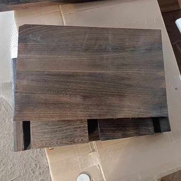 Traditioneller japanischer rechteckiger Couchtisch aus Massivholz mit 2 Ebenen für das Wohnzimmer 