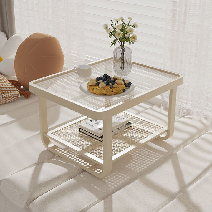 Zeitgenössischer skandinavischer Eisen-Glas-Kurven-Rechteck-Couchtisch mit 2 Ebenen für das Wohnzimmer 