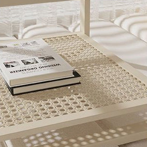 Zeitgenössischer skandinavischer Eisen-Glas-Kurven-Rechteck-Couchtisch mit 2 Ebenen für das Wohnzimmer 