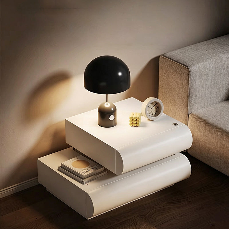 Table de chevet carrée incurvée à 2 tiroirs en bois massif et cuir microfibre, design contemporain créatif, pour chambre à coucher 