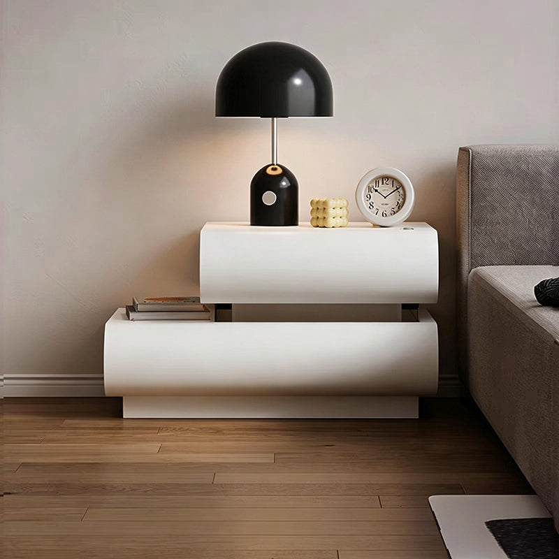 Table de chevet carrée incurvée à 2 tiroirs en bois massif et cuir microfibre, design contemporain créatif, pour chambre à coucher 