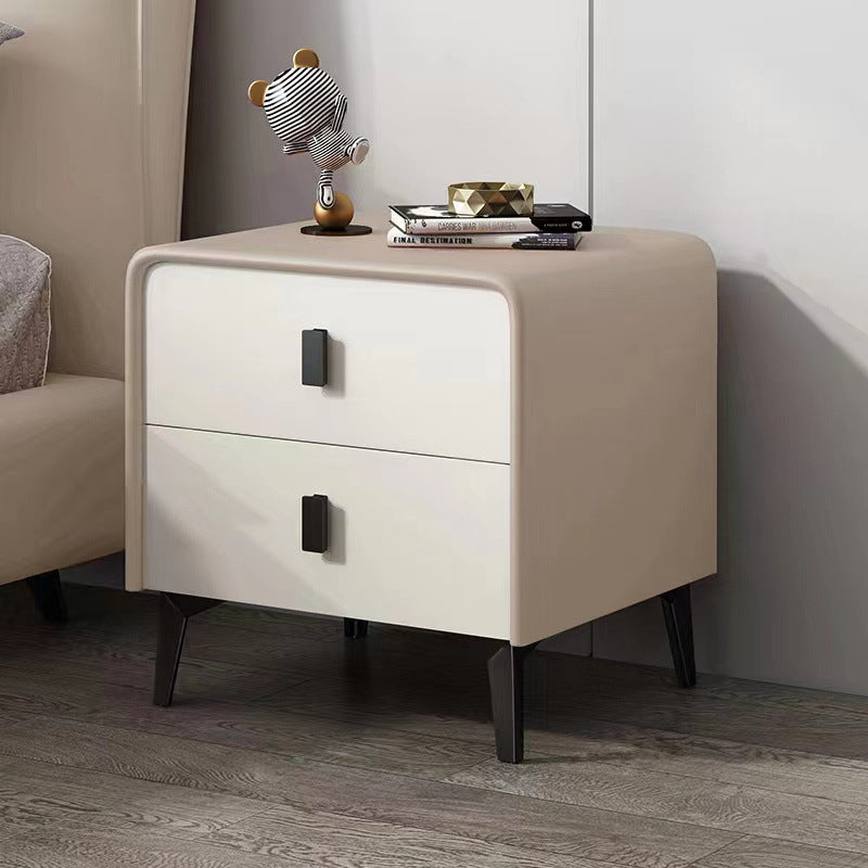 Table de chevet carrée arrondie en bois massif et acier avec microfibre effet cuir, style scandinave contemporain, avec 2 tiroirs pour chambre à coucher 