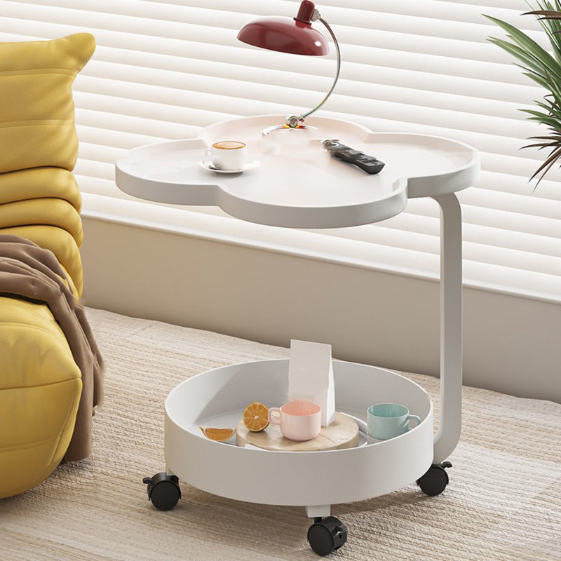 Zeitgenössischer kreativer runder Beistelltisch aus Metall in Blumenform mit 2 Ebenen für das Wohnzimmer 