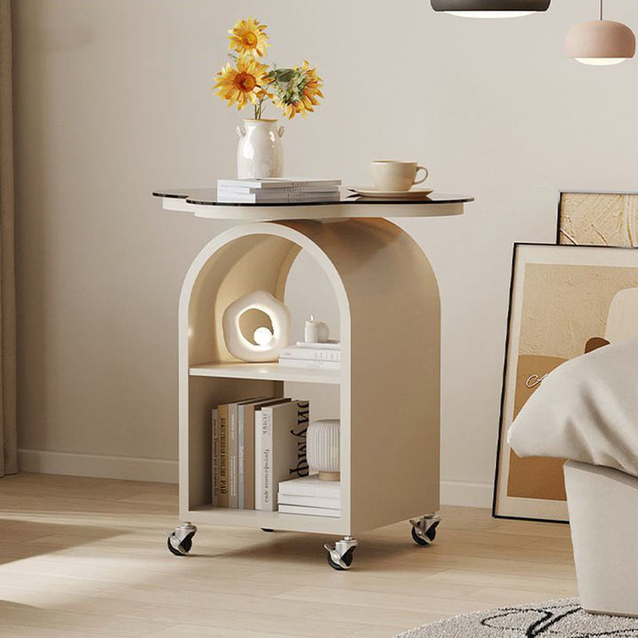Zeitgenössischer Kreativer Beistelltisch aus gehärtetem Glas und Eisen mit Blumenbogen, 3-stufig für das Wohnzimmer 