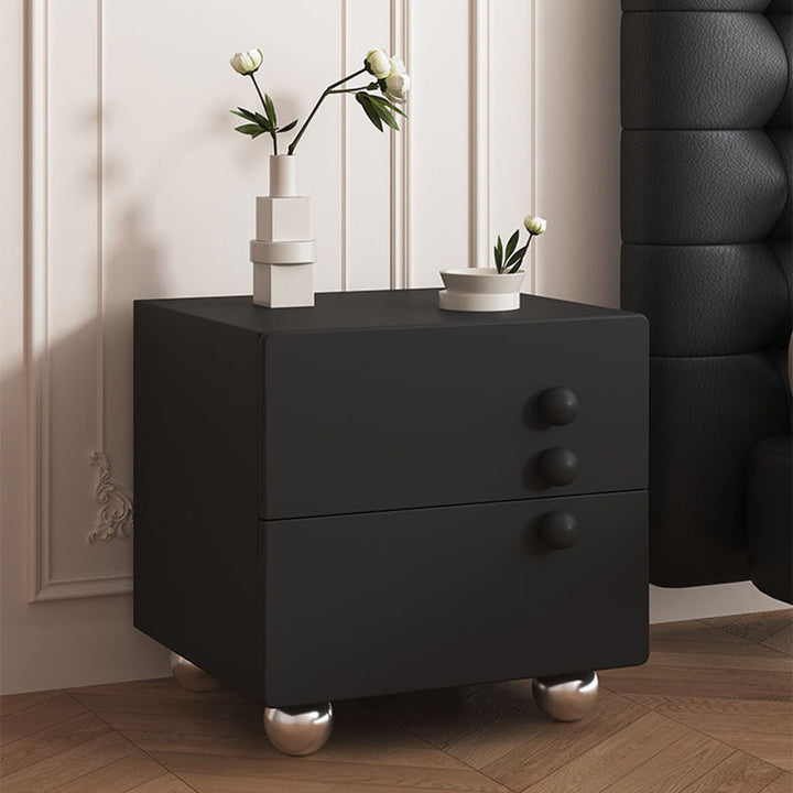 Traditioneller französischer Holzpaneel-Nachttisch aus Massivholz mit Edelstahlkugel-förmigem quadratischem Design und 2 Schubladen für das Schlafzimmer 