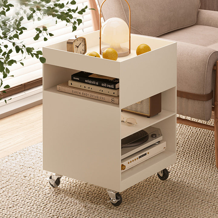 Moderner minimalistischer quadratischer Eisen-Mobiltisch mit 4 Ebenen für das Wohnzimmer 