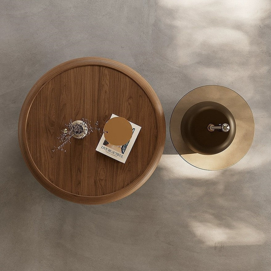 Traditioneller französischer Couchtisch aus Walnussfurnier mit gehärtetem Glas, Kohlenstoffstahl und Edelstahl, 1-stufig, für das Wohnzimmer 