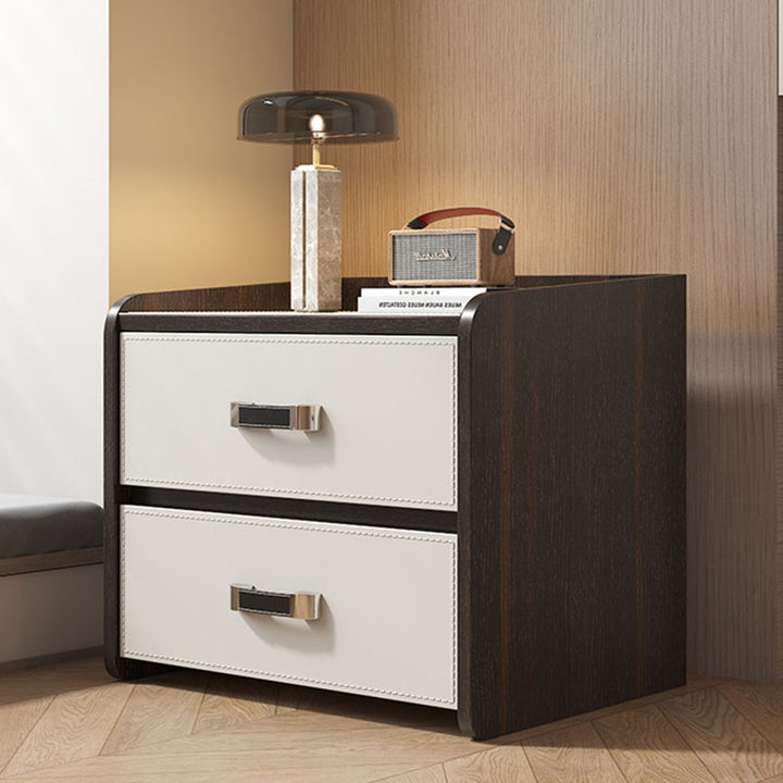 Table de chevet carrée à 2 tiroirs en bois massif et cuir de selle de luxe moderne pour chambre à coucher 