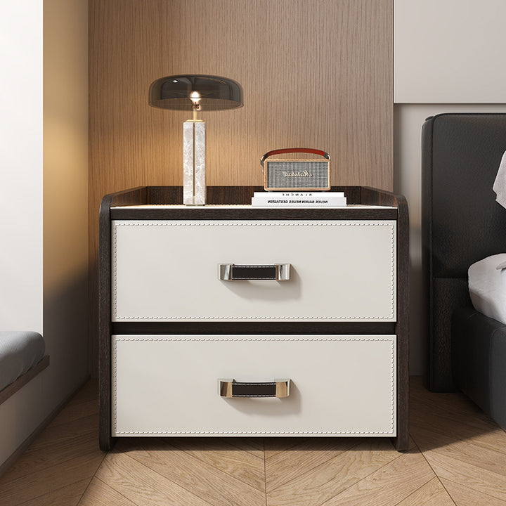 Table de chevet carrée à 2 tiroirs en bois massif et cuir de selle de luxe moderne pour chambre à coucher 