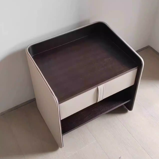 Table de chevet contemporaine créative en cuir synthétique, panneau de fibres à densité moyenne, forme carrée arrondie et courbée, 1 tiroir, pour chambre à coucher 