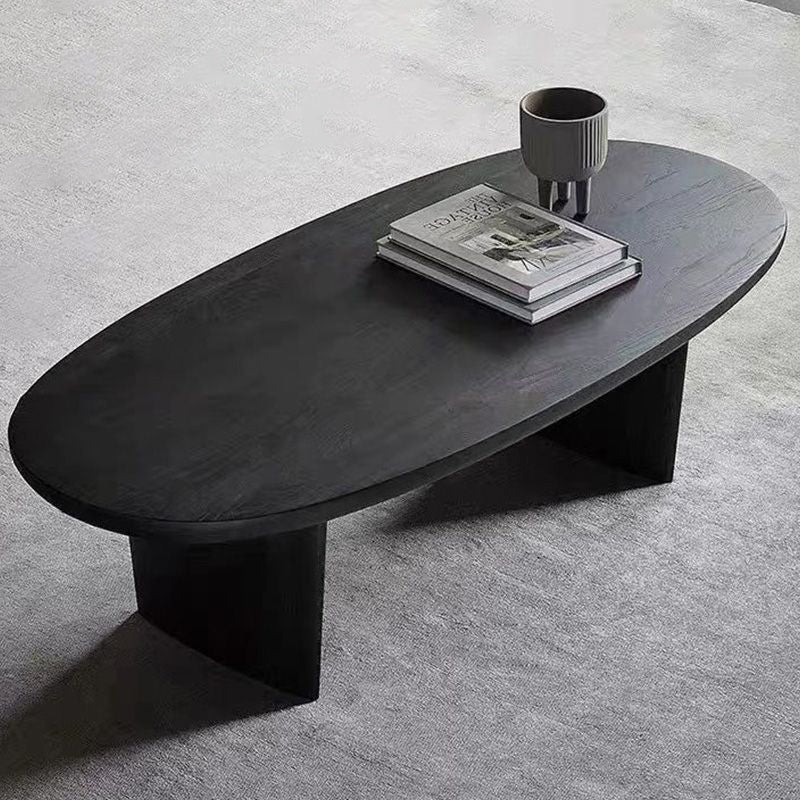 Moderner skandinavischer Couchtisch aus Kautschukholz in langer ovaler Form, 1 Ablage, für das Wohnzimmer 