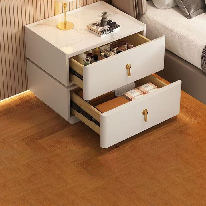 Zeitgenössischer skandinavischer MDF-Sinterstein-Kunstleder-abgerundeter quadratischer Nachttisch mit 2 Schubladen für das Schlafzimmer 