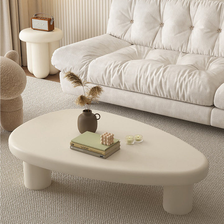 Table basse ronde triangulaire en bois d’ingénierie de style français traditionnel avec 1 niveau pour salon 